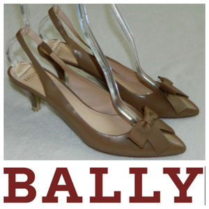 BALLY Sz 9 KITTEN HEELS Tan Leather BOW Slingback